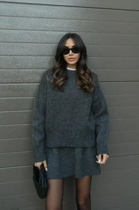 Gris foncé